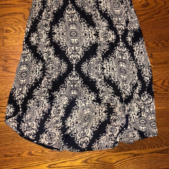 Blue and white patterned dress size extra small - Picture 2 of 8